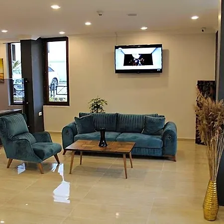 فندق Grand Krone 3*